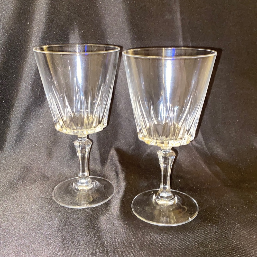 VTG Versailles by Cristal D'Arques Goblet Pair